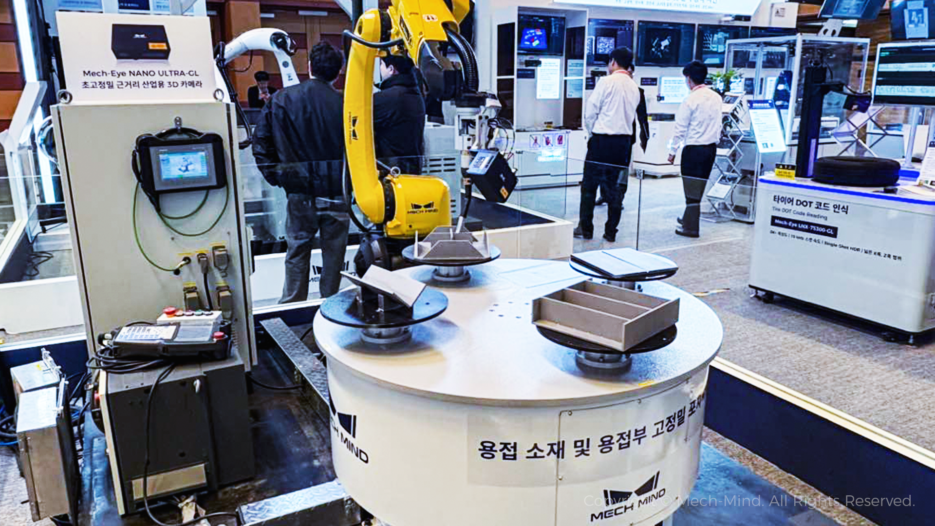 梅卡曼德精彩亮相韩国SFAW2025，机器人AI大脑和3D视觉之眼赋能各领域智造升级