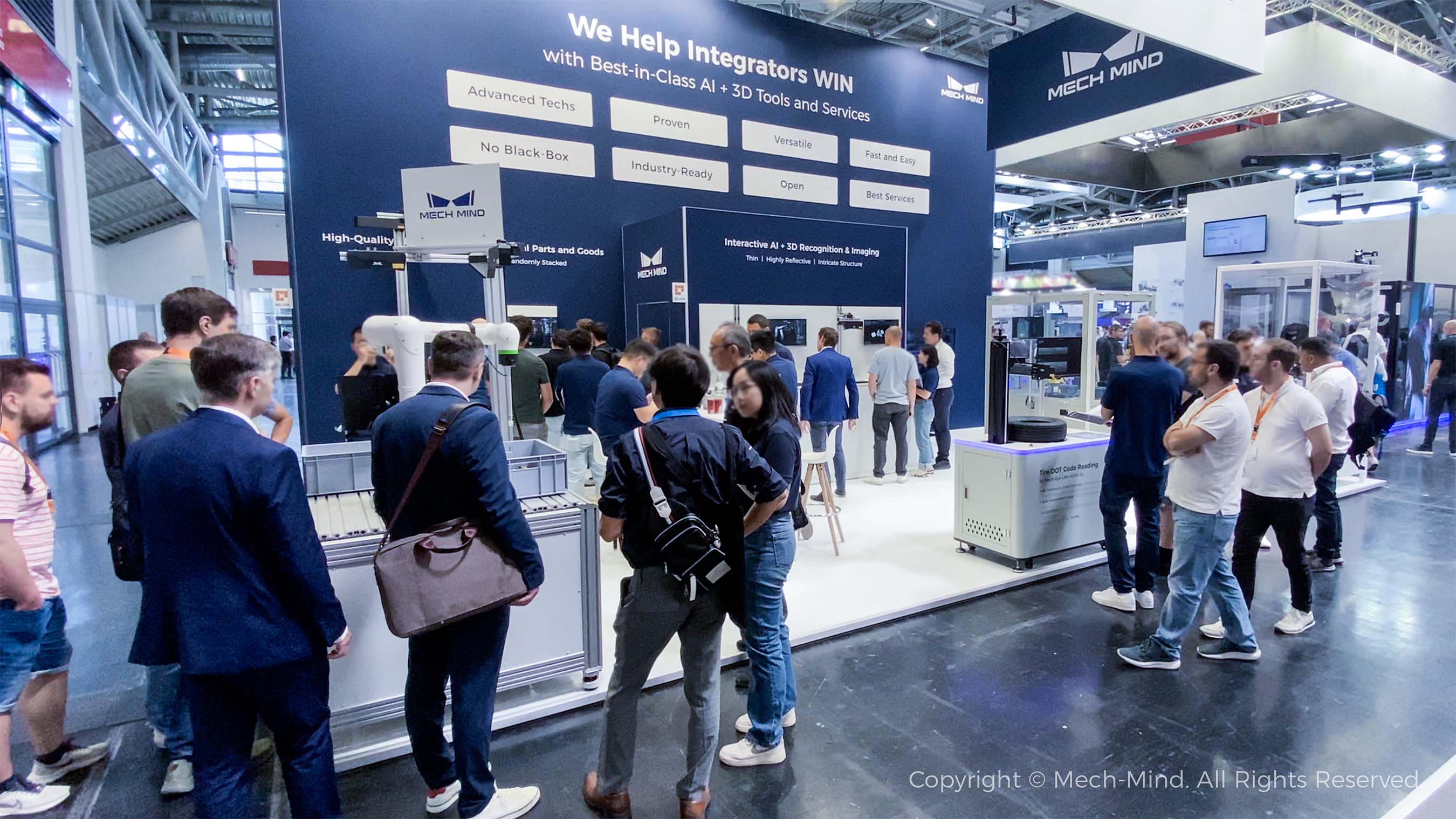 慕尼黑automatica 2025 | 梅卡曼德第三次亮相全球顶级自动化展,展出多项前沿具身智能技术及应用