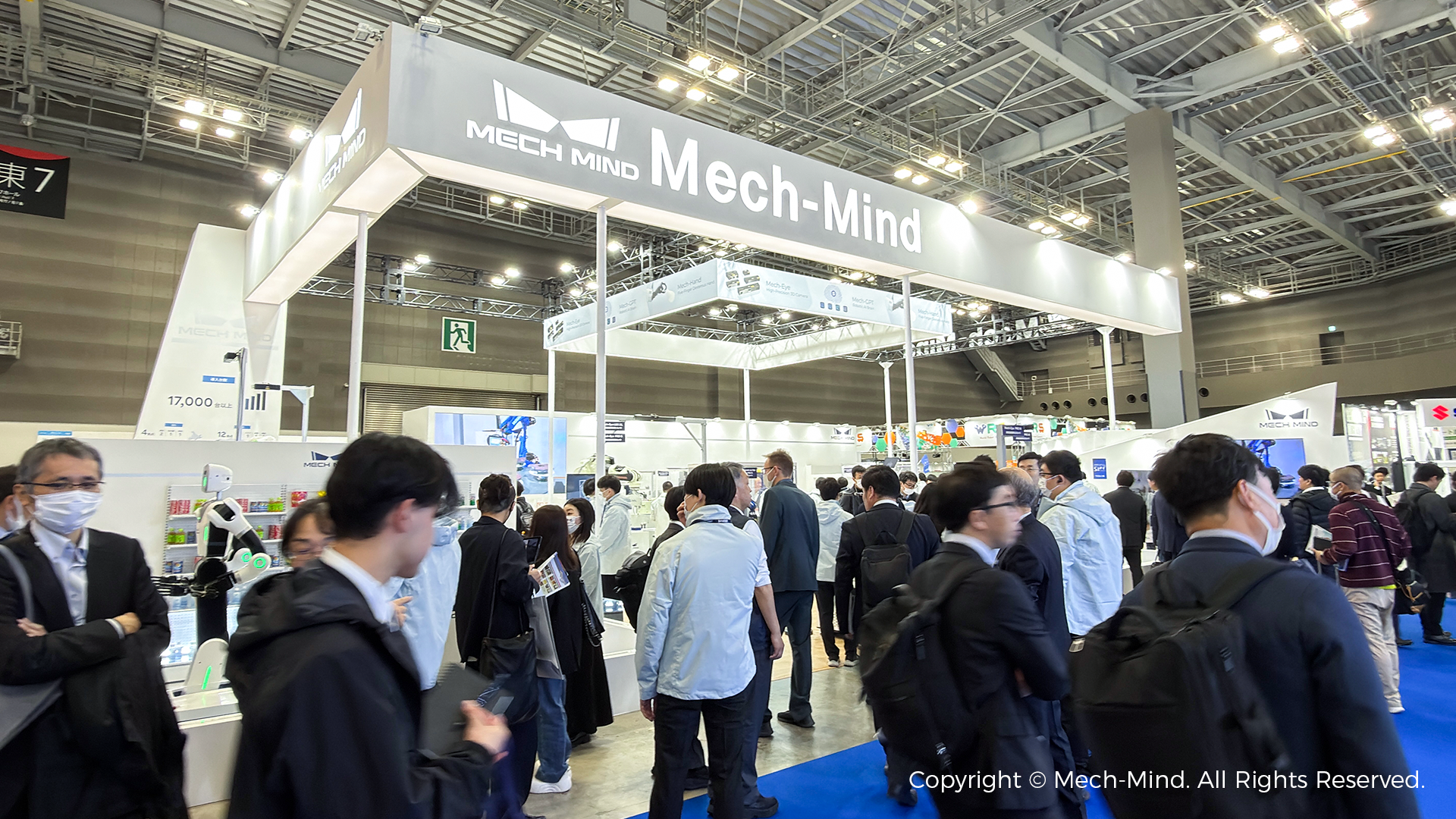 通用“眼脑手”全场景展示、多款新品全球首秀，梅卡曼德闪耀东京iREX 2025，吸睛全球