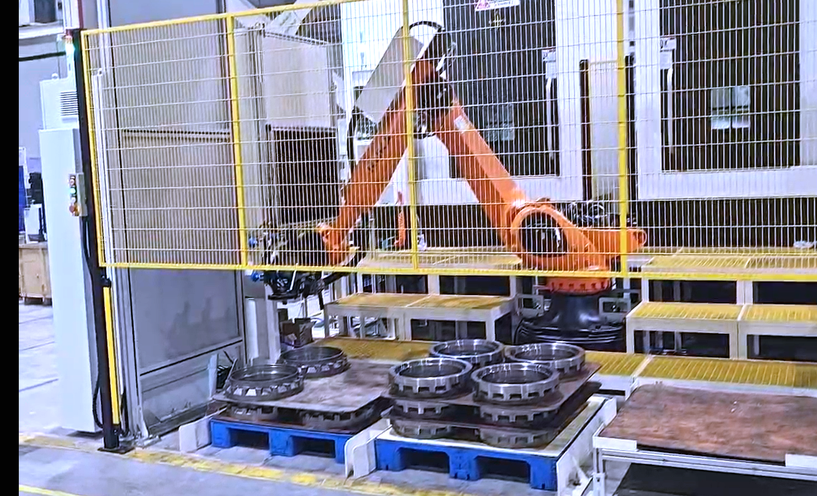 AI视觉引导高反光金属圆环上下料 | 某大型重工企业